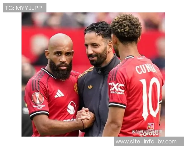 曼联对布莱顿首发预测：姆贝莫舍什科库尼亚组成锋线三叉戟