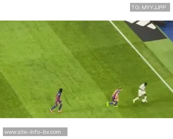 姆巴佩精彩抽射打破僵局居莱尔精准直塞助攻助力球队反击 姆巴佩精彩抽射打破僵局居莱尔精准直塞助攻助力球队反击