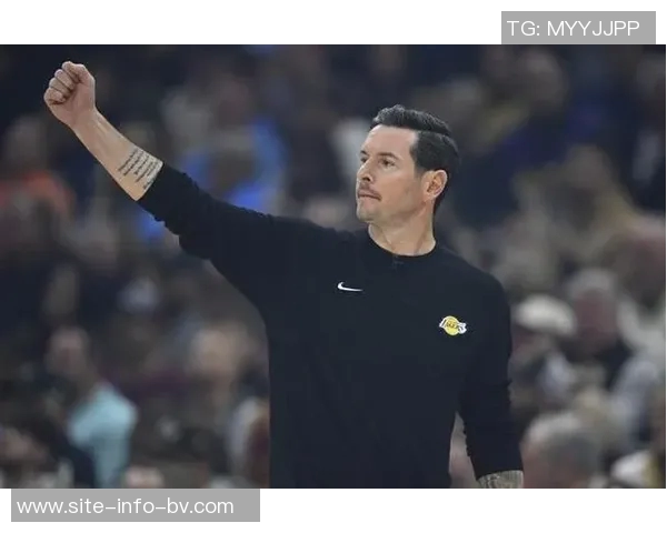 雷迪克赞克莱伯扣篮激励士气队友反应提升团队斗志